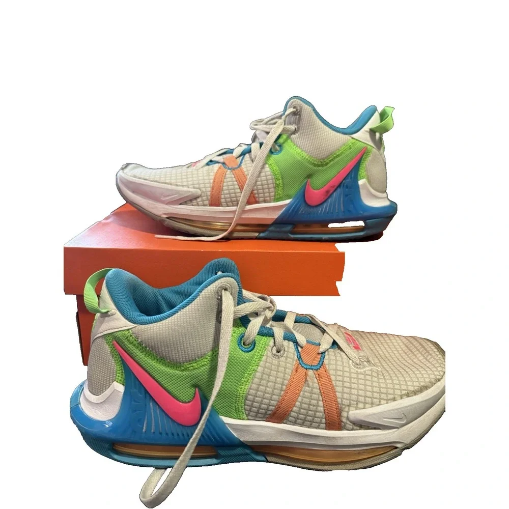 Nike mens lebron